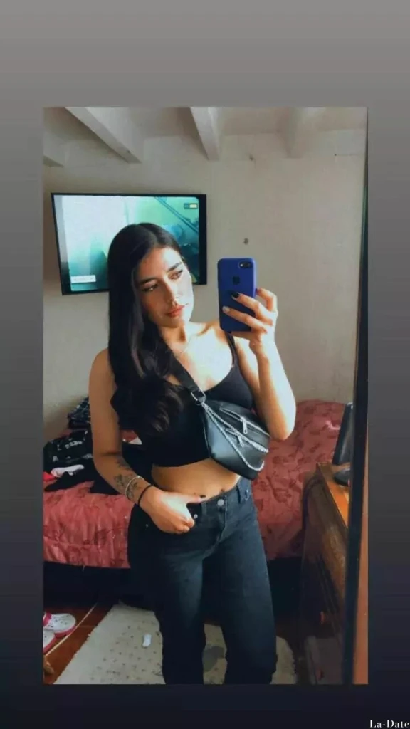 Alejandra Profile image 2