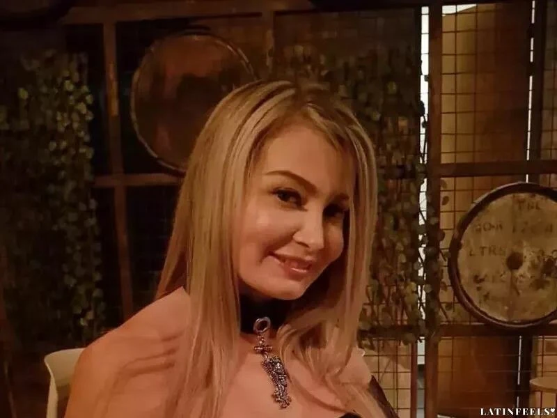 Alejandra Profile image 1