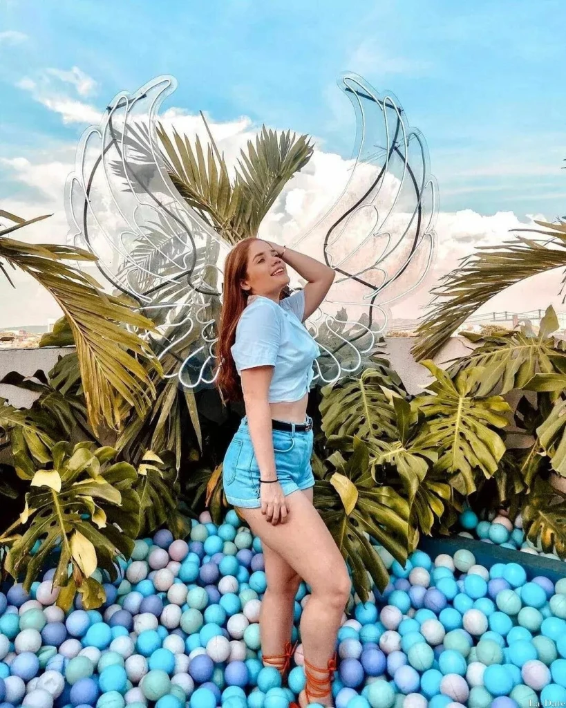 Daniela Profile image 4